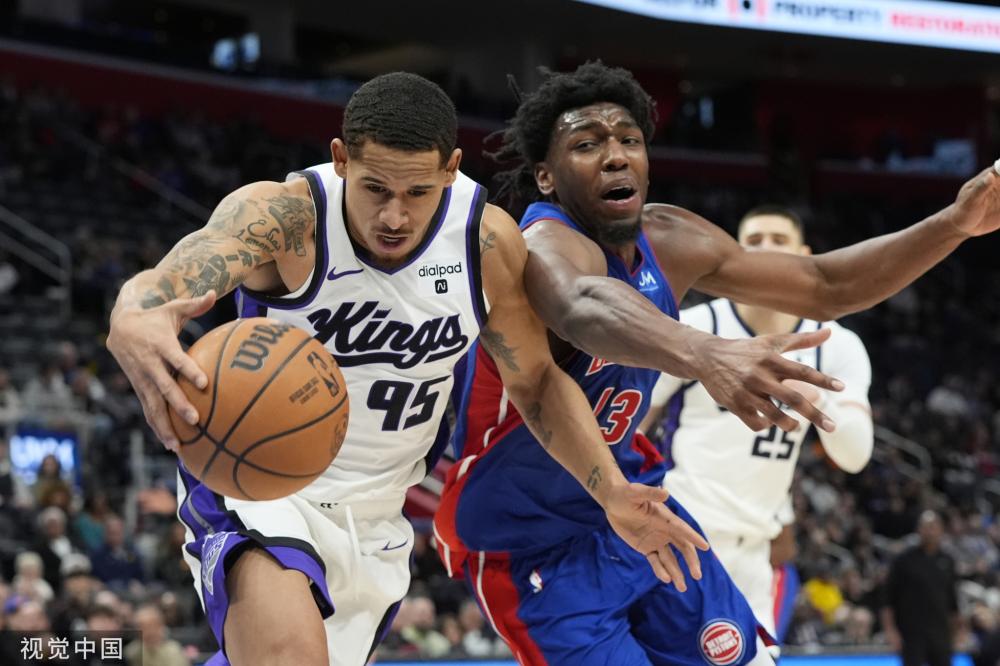 役中的出色 役中的出色