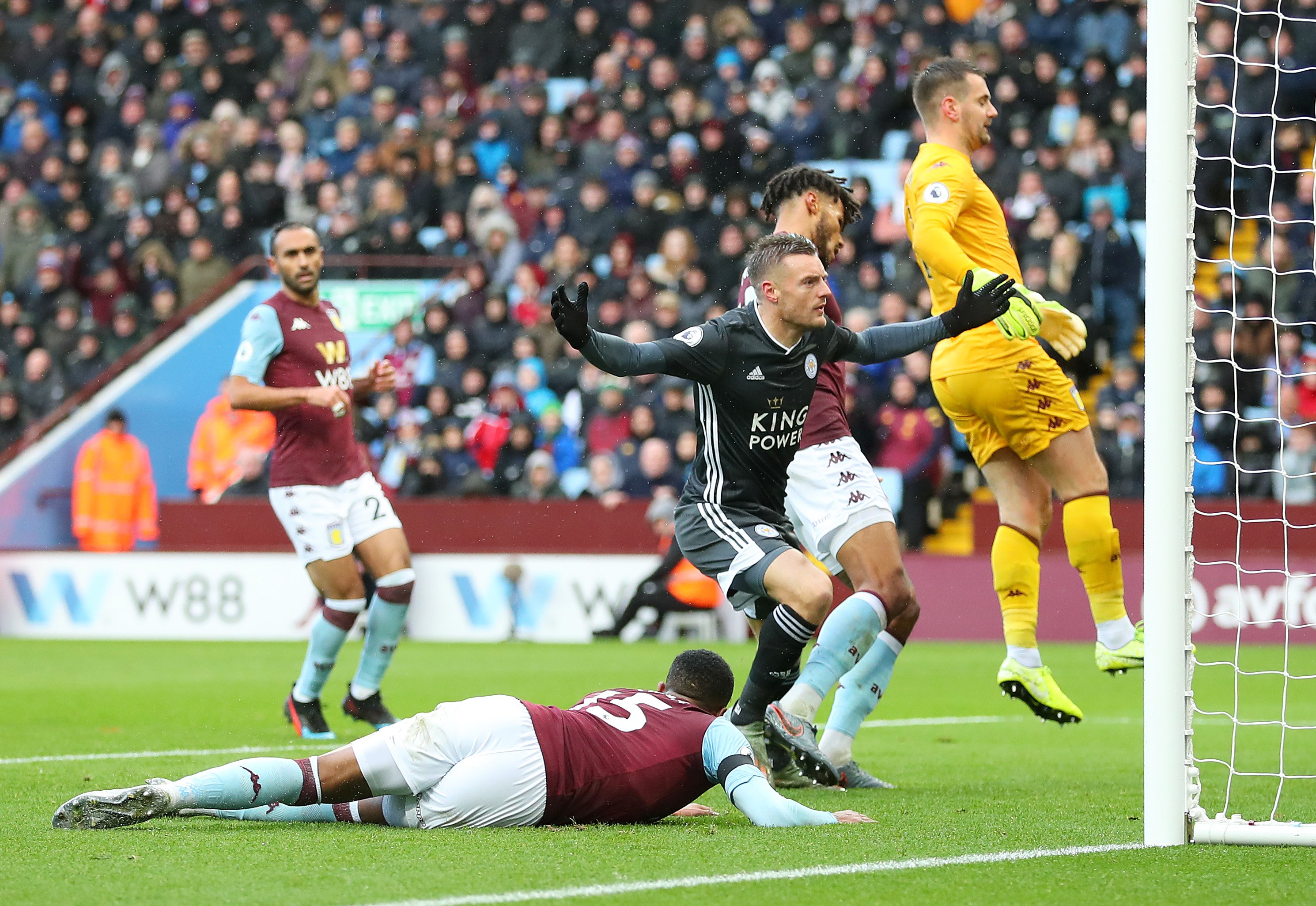 看齐莺歌复 看齐莺歌复